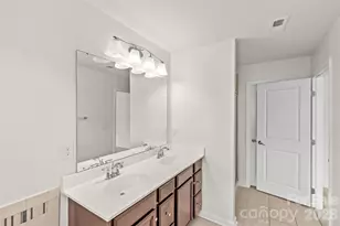 2435 Alyssa Ln, Charlotte, NC 28208 - Photo 26