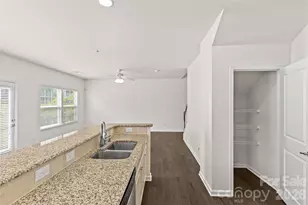 2435 Alyssa Ln, Charlotte, NC 28208 - Photo 12