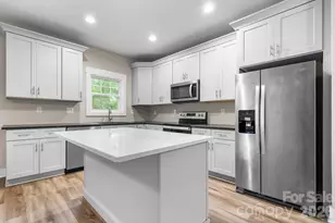 1700 Ivey Ct, Maiden, NC 28650 - Photo 6
