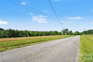 1013 Caldwell St, Statesville, NC 28677 - Photo 12