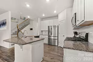 14136 Castle Nook Dr, Charlotte, NC 28273 - Photo 8
