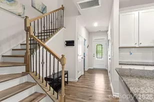14136 Castle Nook Dr, Charlotte, NC 28273 - Photo 2