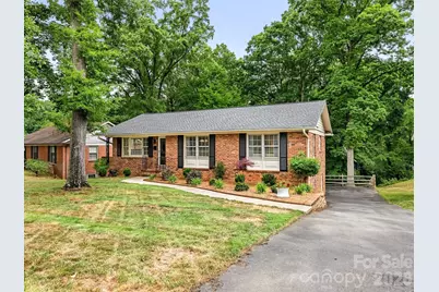 6115 Rosecrest Drive, Charlotte, NC 28210 - Photo 1