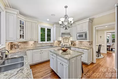 614 Olde Cotswold Court, Charlotte, NC 28211 - Photo 16