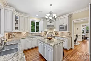 614 Olde Cotswold Ct, Charlotte, NC 28211 - Photo 16