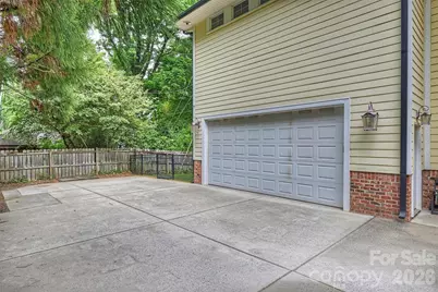 614 Olde Cotswold Court, Charlotte, NC 28211 - Photo 34