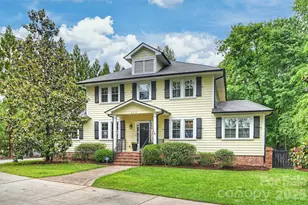 614 Olde Cotswold Ct, Charlotte, NC 28211 - Photo 2