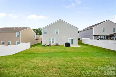 8523 Mansell Court, Charlotte, NC 28215 - Photo 6