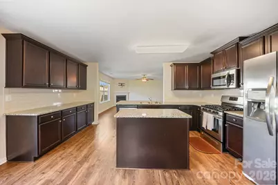 8523 Mansell Court, Charlotte, NC 28215 - Photo 18