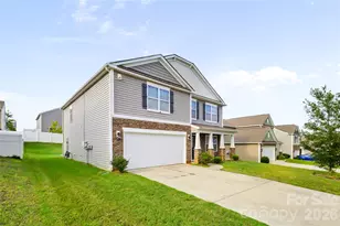 8523 Mansell Ct, Charlotte, NC 28215 - Photo 1