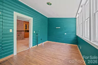 1517 E Nc 10 Highway, Newton, NC 28658 - Photo 18