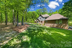 517 Raintree Dr, Matthews, NC 28104 - Photo 36