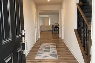 10227 Chatham Run Ln, Charlotte, NC 28262 - Photo 2