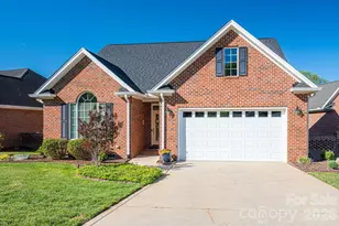 141 Spring Forest Dr, Shelby, NC 28152 - Photo 2