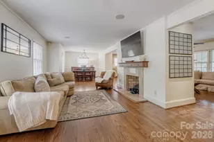 215 Scofield Rd, Charlotte, NC 28209 - Photo 14