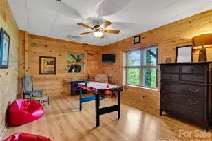 586 Tanglewood Ln, Saluda, NC 28773 - Photo 36