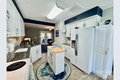 3261 White Oak Court, Claremont, NC 28610 - Photo 8