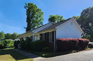 1020 Rosewood Dr, Dallas, NC 28034 - Photo 4