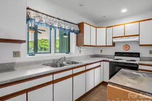 176 Quail Cv Rd, Lake Lure, NC 28746 - Photo 42