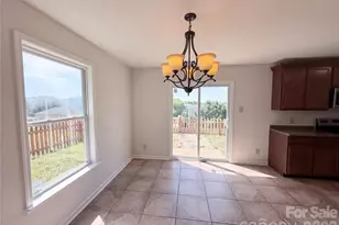 185 Boiling Brook Dr, Statesville, NC 28625 - Photo 8
