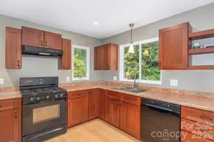 155 Old Starnes Cove Rd, Asheville, NC 28806 - Photo 18