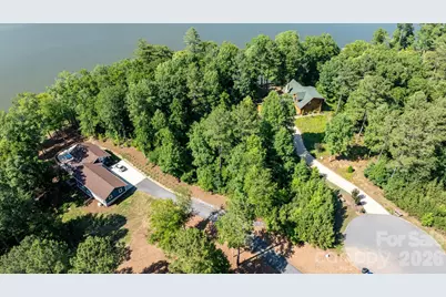 2259 Island View Lane, Connelly Springs, NC 28612 - Photo 4