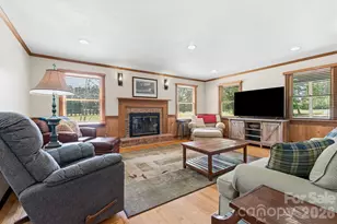 1098 Greenfield Rd, Walnut Cove, NC 27052 - Photo 4