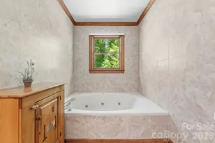 1098 Greenfield Rd, Walnut Cove, NC 27052 - Photo 10