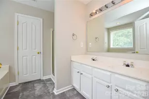 16410 Greybriar Forest Ln, Charlotte, NC 28278 - Photo 34