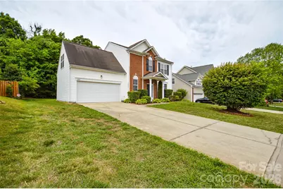16410 Greybriar Forest Lane, Charlotte, NC 28278 - Photo 2