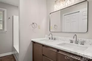322 Holland Cir, Statesville, NC 28677 - Photo 12