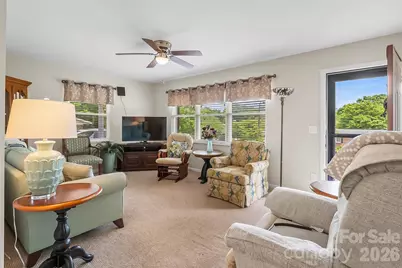 1573 11th Street NW, Hickory, NC 28601 - Photo 8