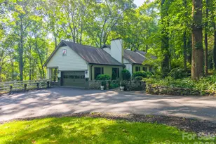 77 Oakwood Ln, Sylva, NC 28779 - Photo 2
