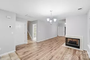 9904 Birch Knoll Ct, Charlotte, NC 28213 - Photo 4