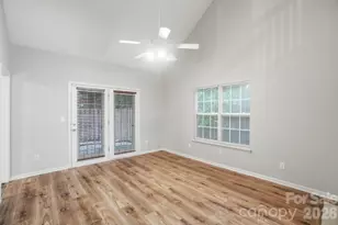 9904 Birch Knoll Ct, Charlotte, NC 28213 - Photo 8