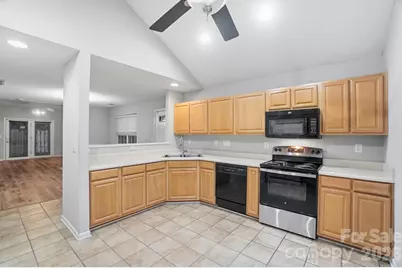 9904 Birch Knoll Court, Charlotte, NC 28213 - Photo 12