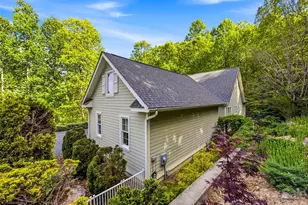 329 Kenmure Dr, Flat Rock, NC 28731 - Photo 40