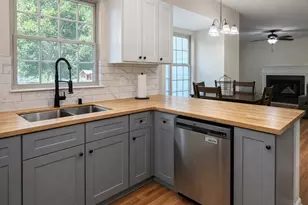 7531 Woodknoll Dr, Charlotte, NC 28217 - Photo 6