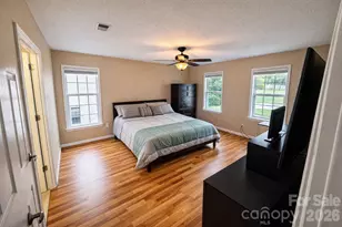 7531 Woodknoll Dr, Charlotte, NC 28217 - Photo 16
