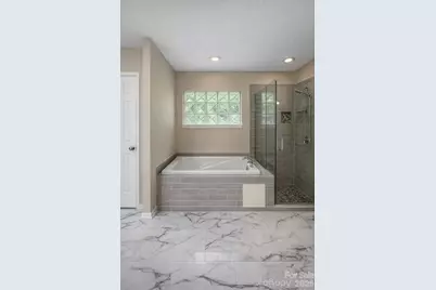 7531 Woodknoll Drive, Charlotte, NC 28217 - Photo 16