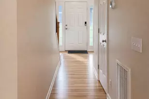 7531 Woodknoll Dr, Charlotte, NC 28217 - Photo 2