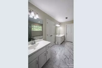 7531 Woodknoll Drive, Charlotte, NC 28217 - Photo 18