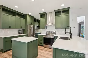 551 Dovefield Dr, Indian Trail, NC 28079 - Photo 10