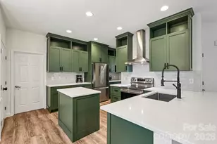 551 Dovefield Dr, Indian Trail, NC 28079 - Photo 4