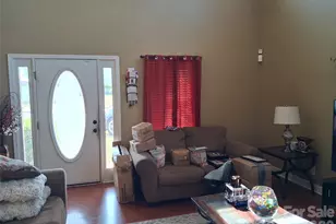 228 Gumtree Dr, Kannapolis, NC 28083 - Photo 2