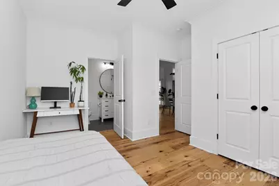 5026 Buckingham Drive, Charlotte, NC 28209 - Photo 34