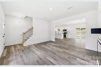 4147 2nd Street NE, Hickory, NC 28601 - Photo 10