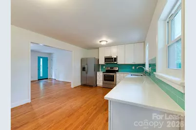 5646 Oak Drive, Charlotte, NC 28216 - Photo 10