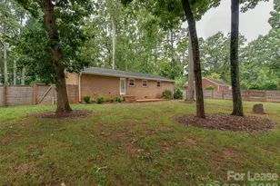 5646 Oak Dr, Charlotte, NC 28216 - Photo 28