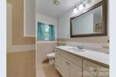 5646 Oak Drive, Charlotte, NC 28216 - Photo 20